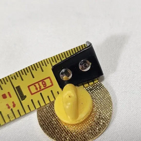 Vintage Vietnam Era US Military Lapel Pin "Agent Orange Sprayed And Betrayed" - Picture 3 of 3